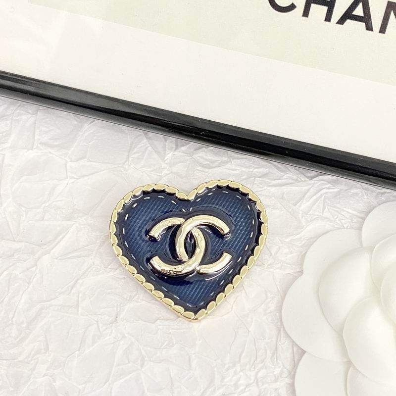 Chanel Brooch 08yxq13